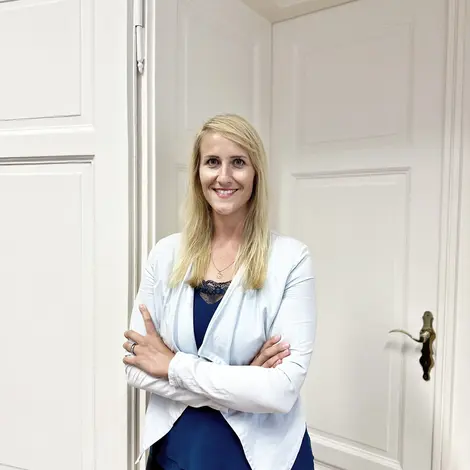 Vertriebswerk Mitarbeiterin Maria Schmidbauer